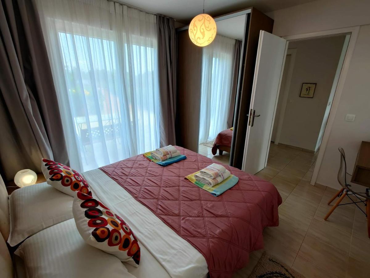 Iridia Villa *