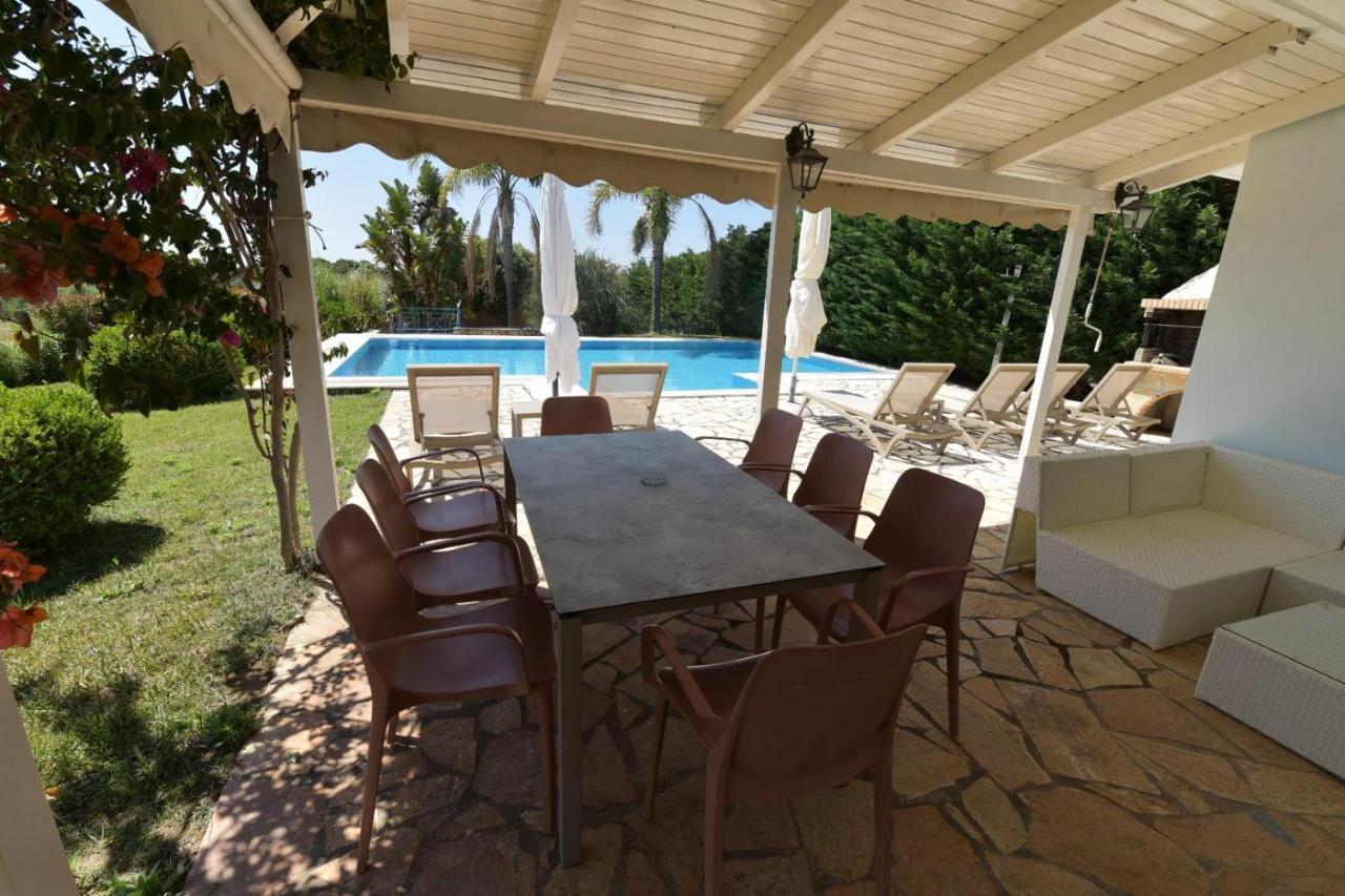 Iridia Villa Foiníki