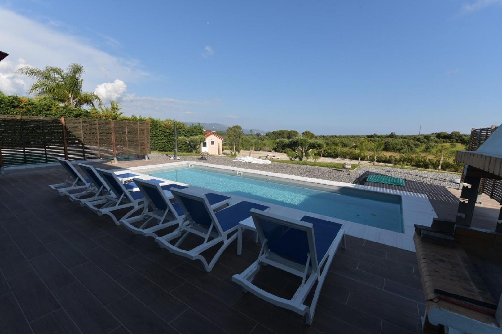 Iridia Villa *